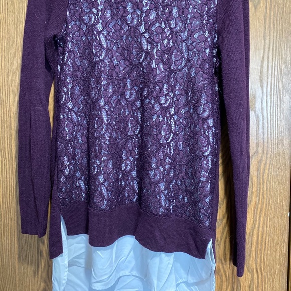 Purple lace 2 layer sweater - Picture 2 of 6